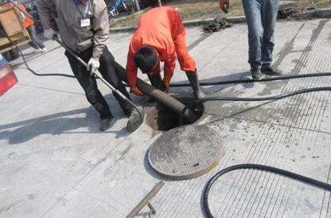 城口化粪池清理报价明细及清掏流程解析